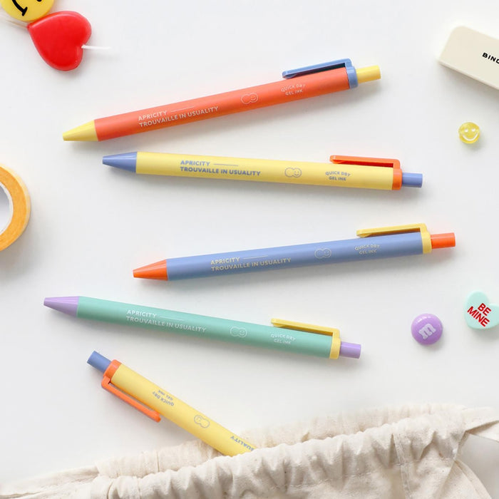 Bubbly Gel Pen 0.38 01 Cream Yellow