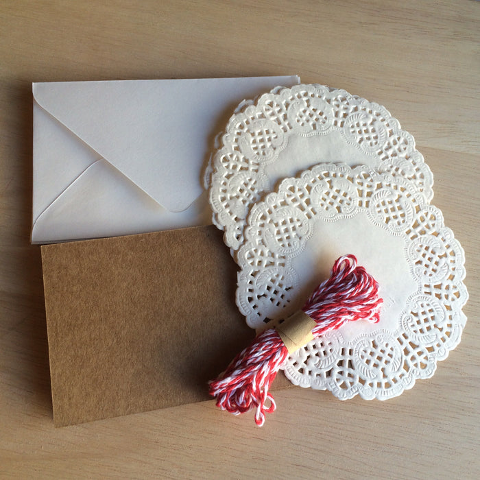 Kit of doilies, cards, envelopes and cord. Craft &amp; Vintage