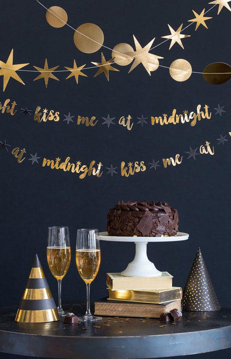New Year´s Eve Kiss Me at Midnight Banner