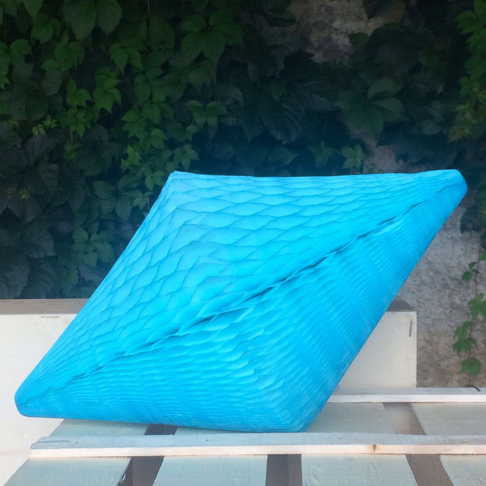 31 cm Turquoise Honeycomb Diamond